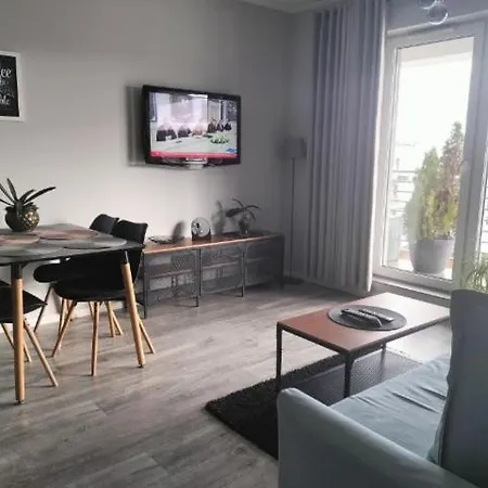 Przy Aquaparku W Redzie *