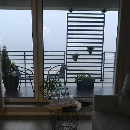 Przy Aquaparku W Redzie *