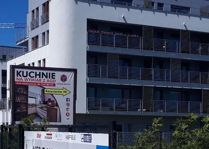 Przy Aquaparku W Redzie *